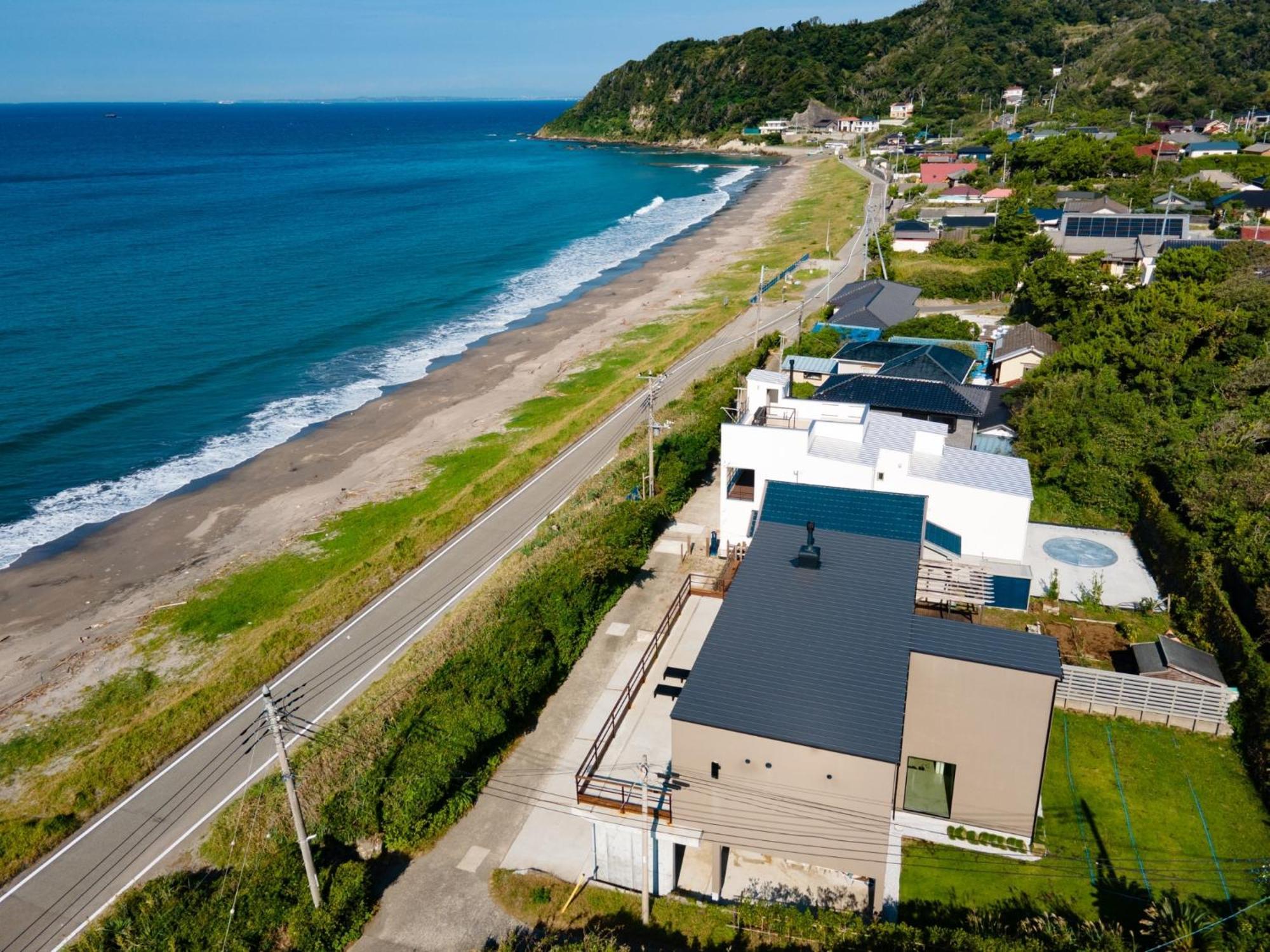 J&b Namuya Villa *