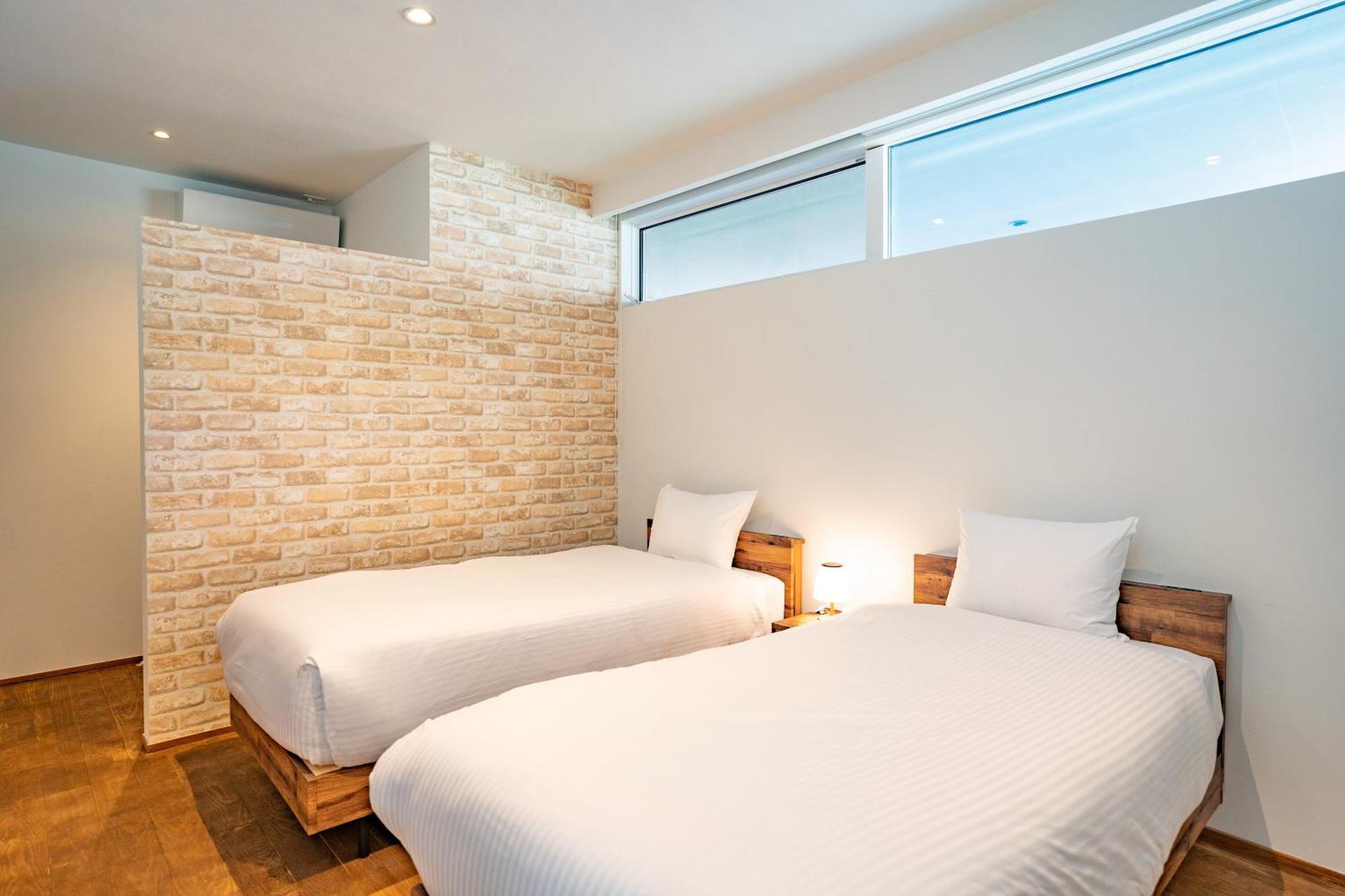 J&b Namuya Villa *